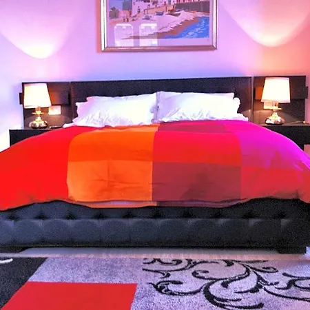 Vatican Paradise Bed & Breakfast 4*