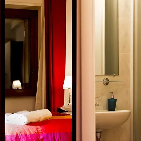 Couette-café Vatican Paradise 2*
